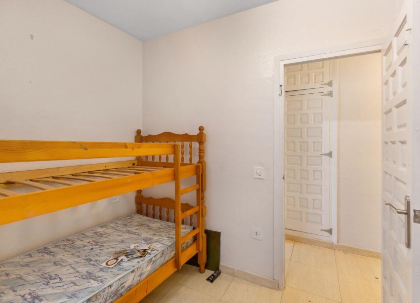 Resale - Apartment - Torrevieja - Centro - Muelle Pesquero