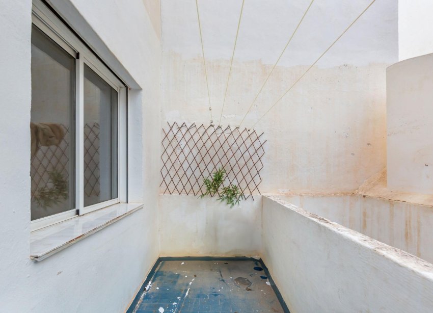 Resale - Apartment - Torrevieja - Centro - Muelle Pesquero