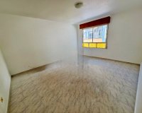 Resale - Apartment - Torrevieja Centro - Torrevieja