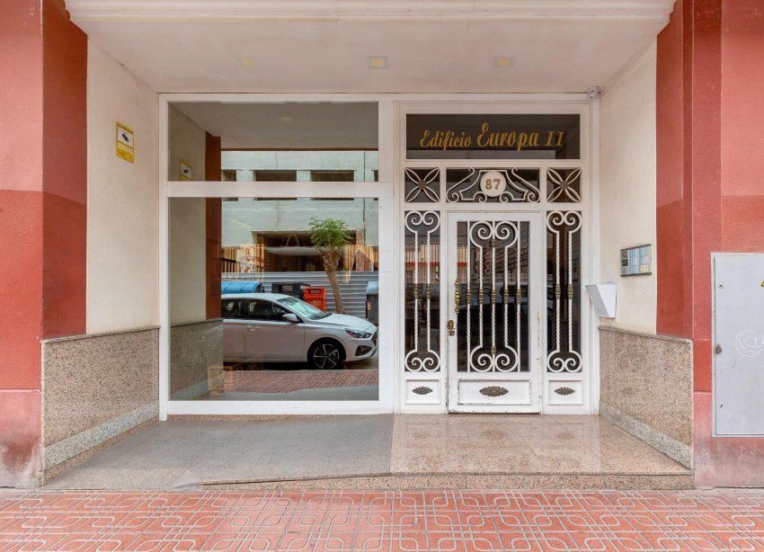 Resale - Apartment - Torrevieja - Centro