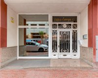 Resale - Apartment - Torrevieja - Centro