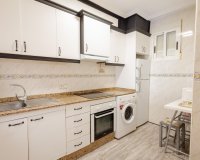 Resale - Apartment - Torrevieja - Centro