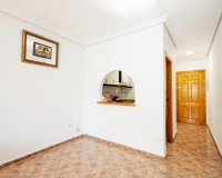 Resale - Apartment - Torrevieja - Centro