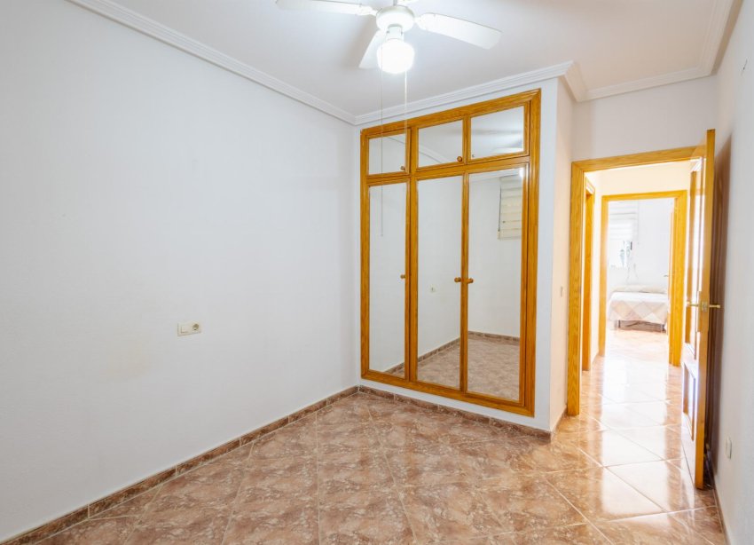 Resale - Apartment - Torrevieja - Centro