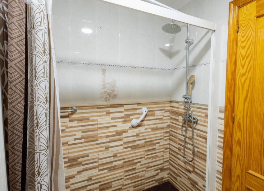 Resale - Apartment - Torrevieja - Centro