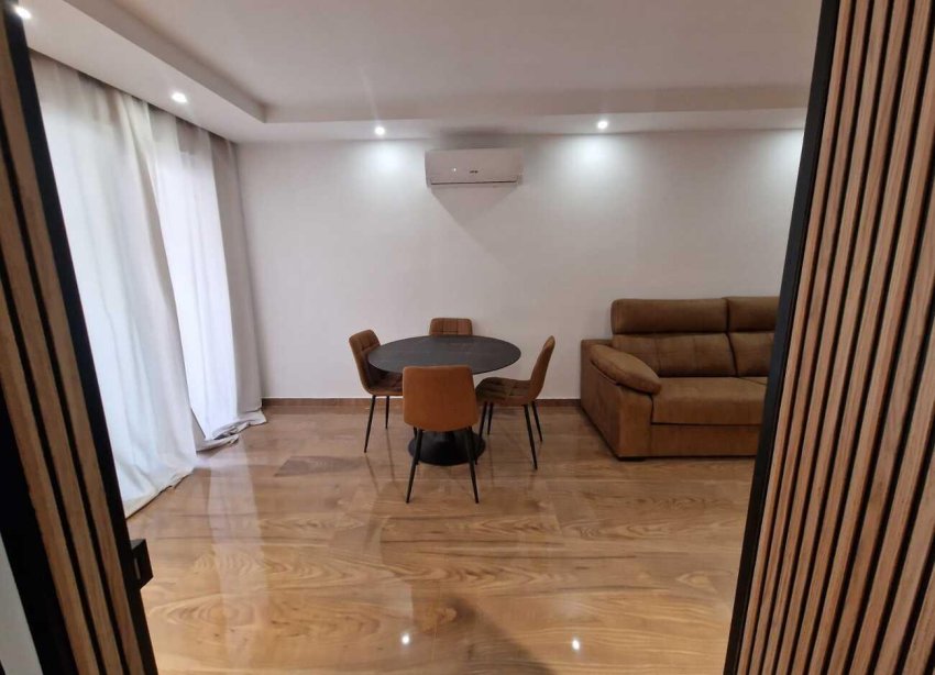 Resale - Apartment - Torrevieja - Centro