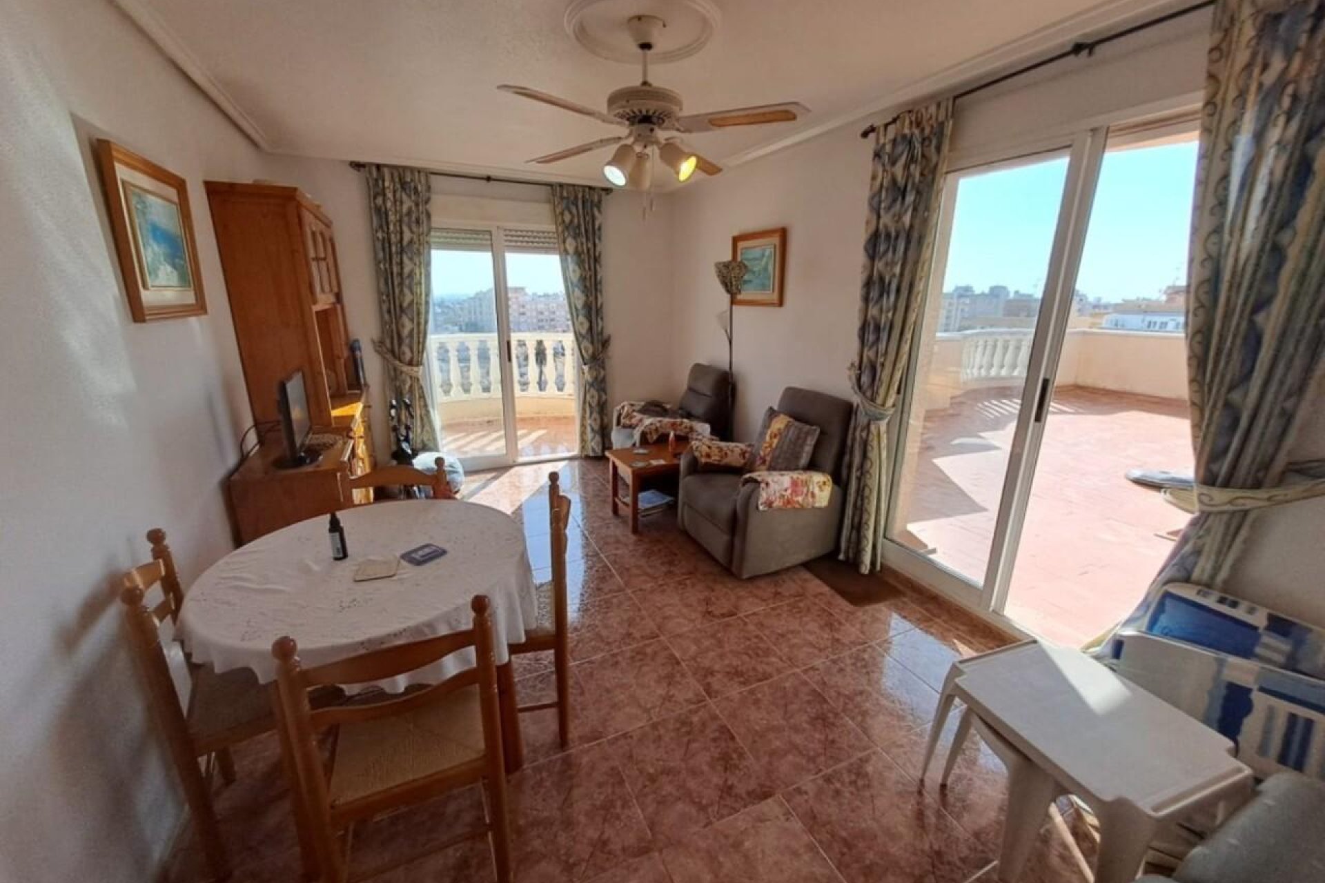 Resale - Apartment - Torrevieja - Centro