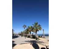 Resale - Apartment - Torrevieja - Centro