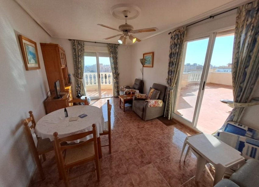 Resale - Apartment - Torrevieja - Centro