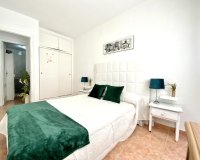 Resale - Apartment - Torrevieja - Centro