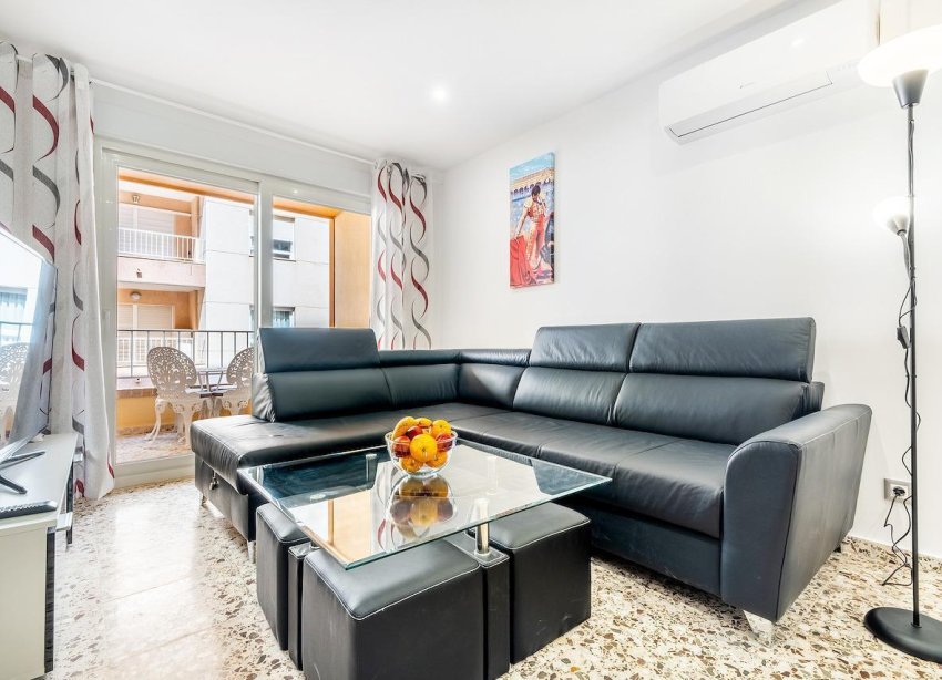 Resale - Apartment - Torrevieja - Centro