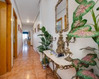 Resale - Apartment - Torrevieja - Centro