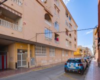 Resale - Apartment - Torrevieja - Centro