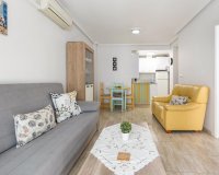 Resale - Apartment - Torrevieja - Centro