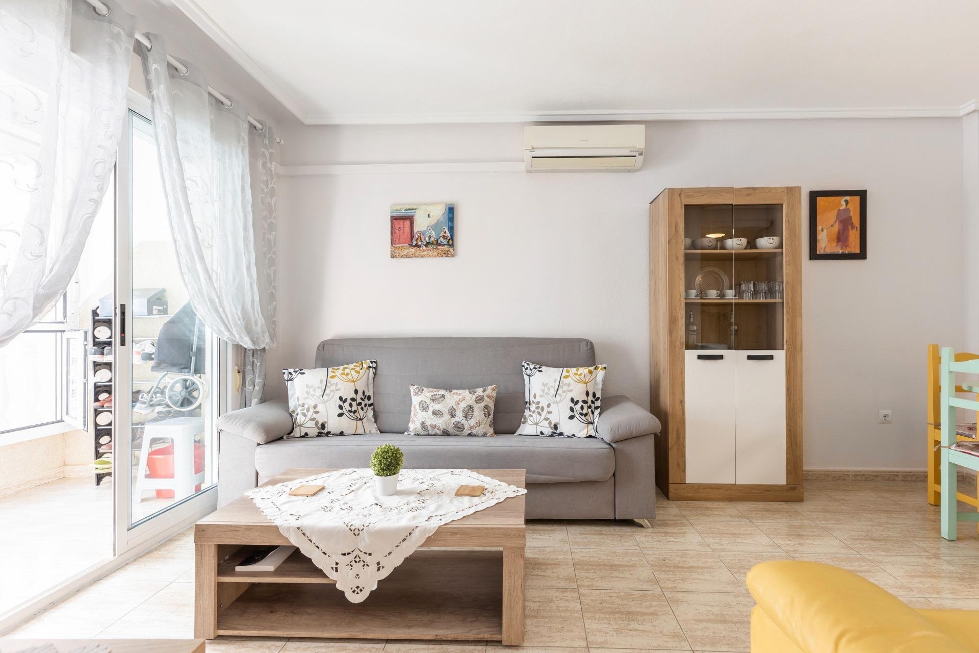 Resale - Apartment - Torrevieja - Centro