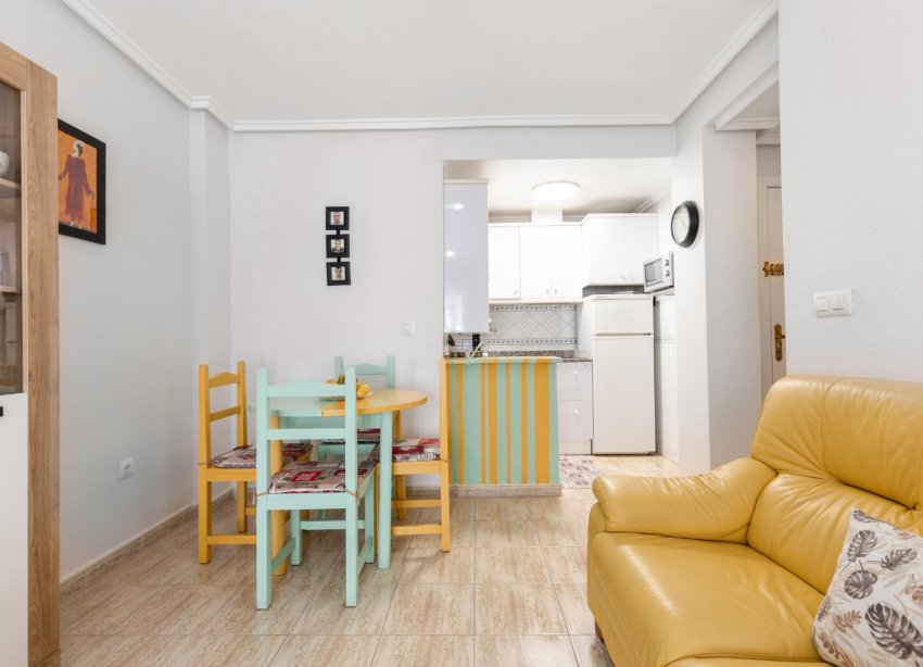 Resale - Apartment - Torrevieja - Centro