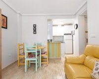 Resale - Apartment - Torrevieja - Centro