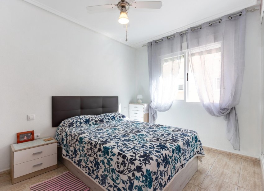 Resale - Apartment - Torrevieja - Centro