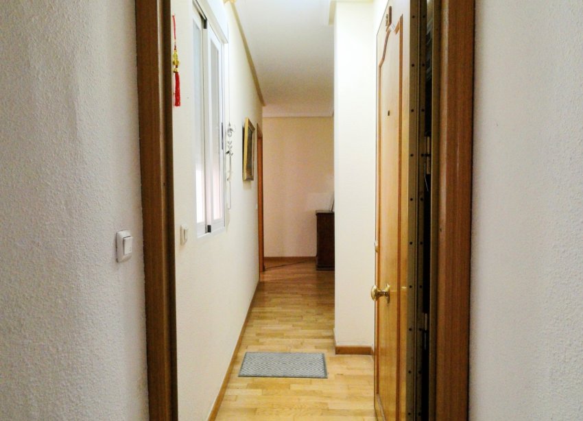 Resale - Apartment - Torrevieja - Centro