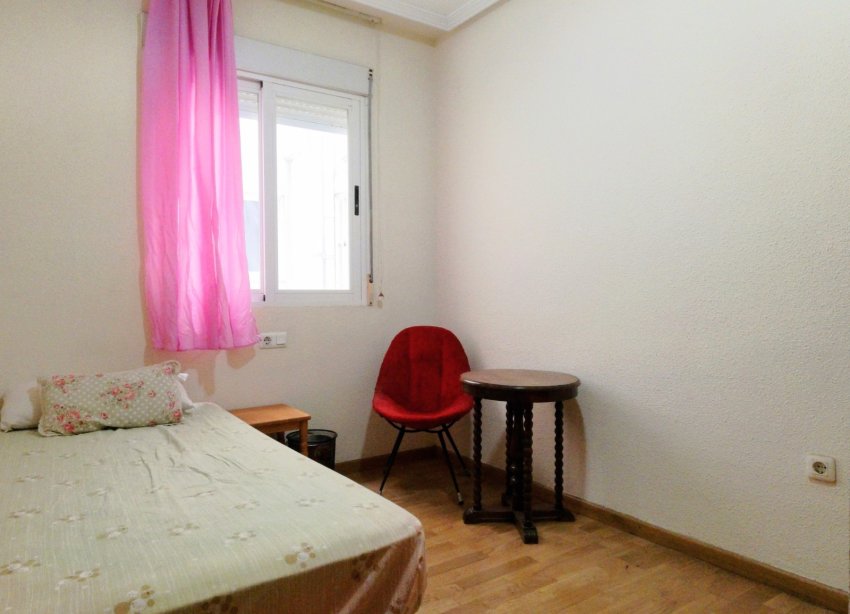 Resale - Apartment - Torrevieja - Centro