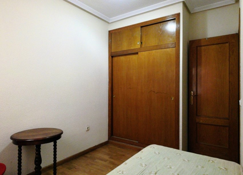 Resale - Apartment - Torrevieja - Centro