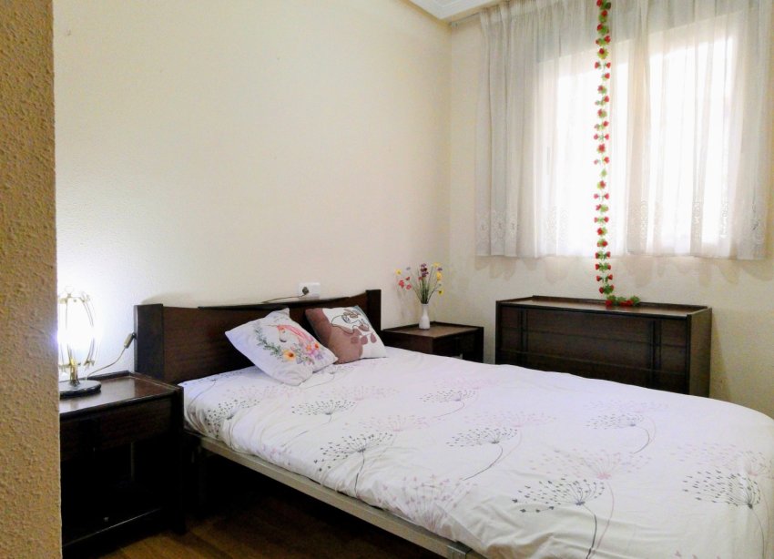 Resale - Apartment - Torrevieja - Centro