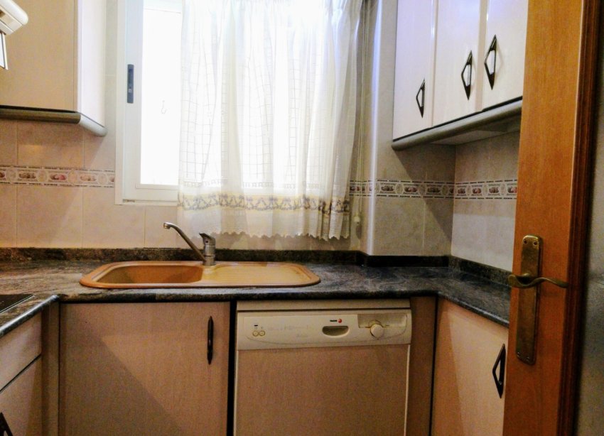 Resale - Apartment - Torrevieja - Centro