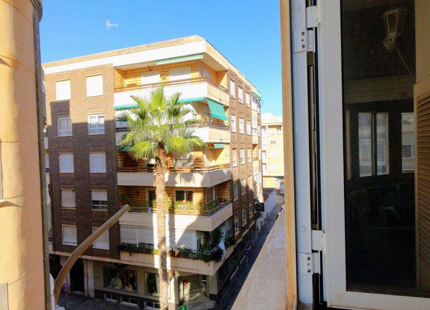 Resale - Apartment - Torrevieja - Centro