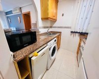 Resale - Apartment - Torrevieja - Centro