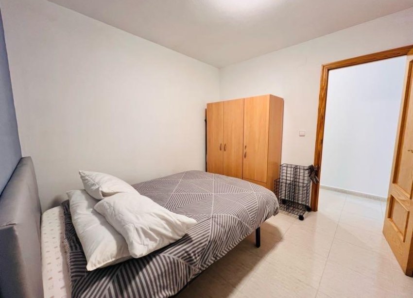 Resale - Apartment - Torrevieja - Centro