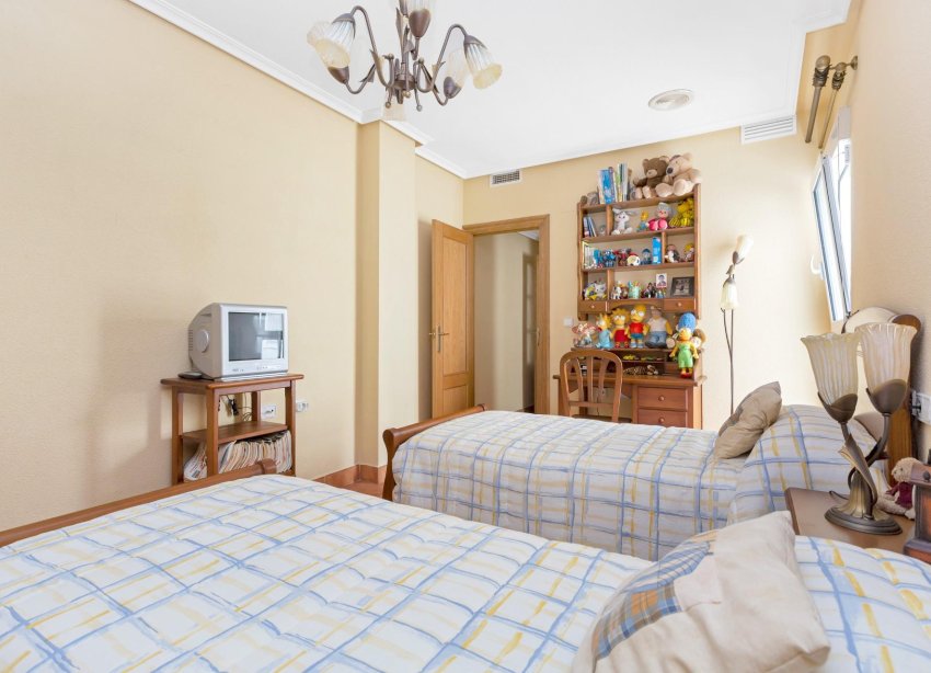 Resale - Apartment - Torrevieja - Centro