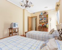 Resale - Apartment - Torrevieja - Centro