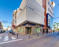 Resale - Apartment - Torrevieja - Centro