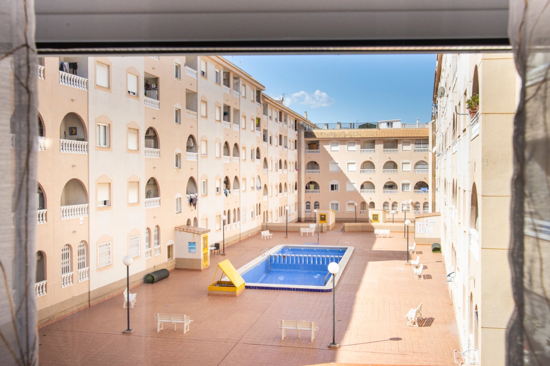 Resale - Apartment - Torrevieja - Centro