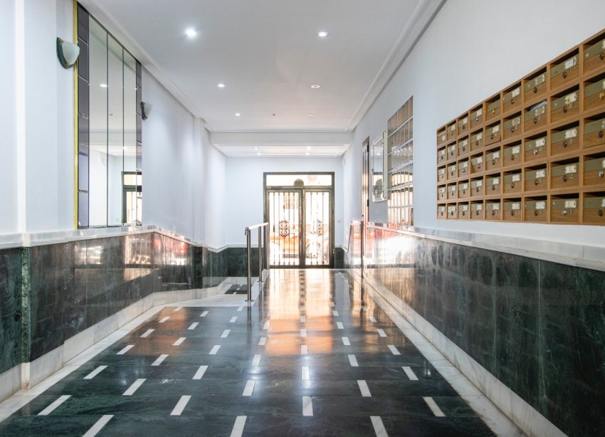 Resale - Apartment - Torrevieja - Centro