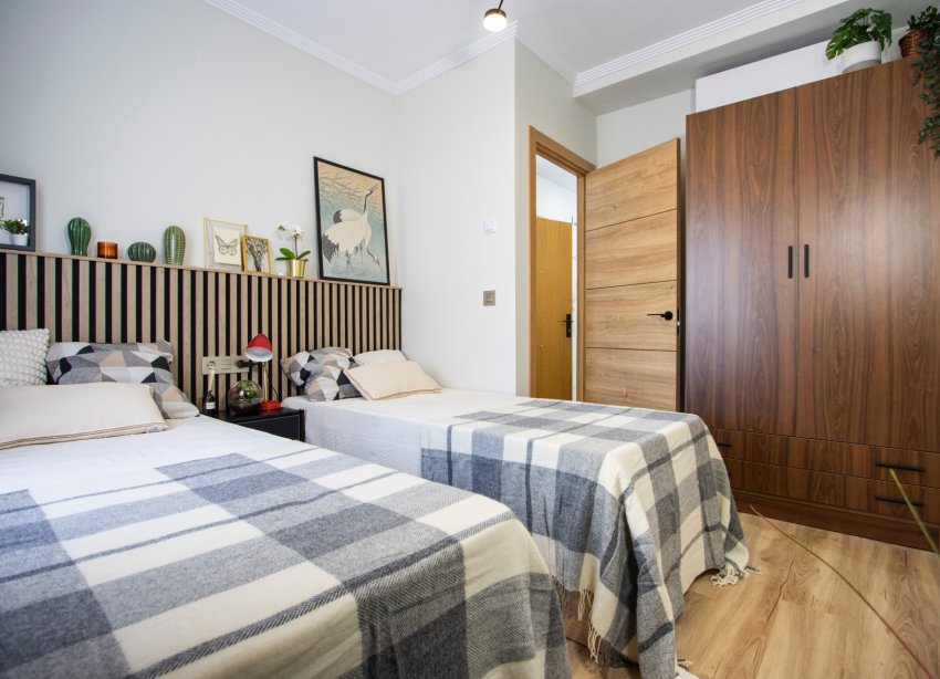 Resale - Apartment - Torrevieja - Centro