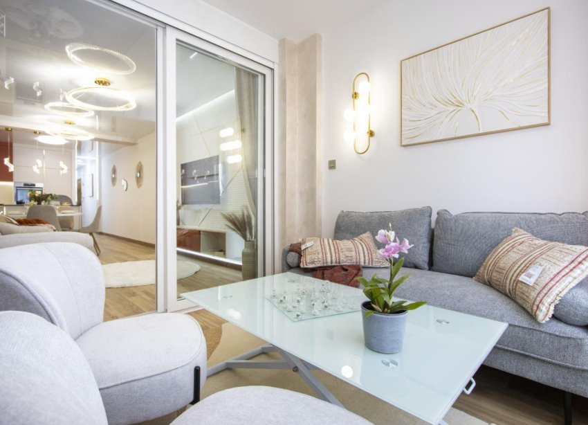 Resale - Apartment - Torrevieja - Centro