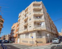 Resale - Apartment - Torrevieja - Centro