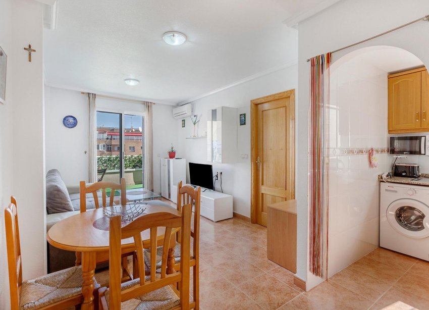 Resale - Apartment - Torrevieja - Centro