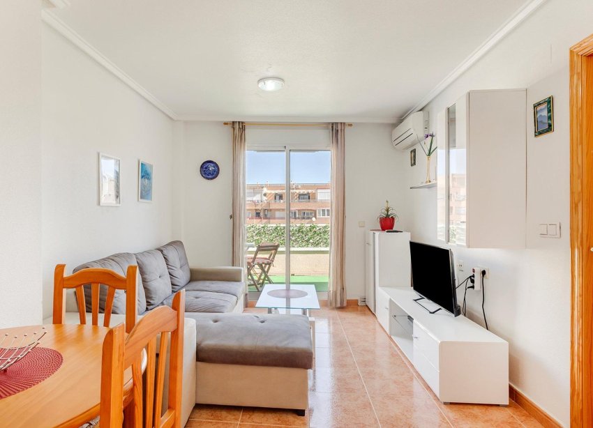 Resale - Apartment - Torrevieja - Centro