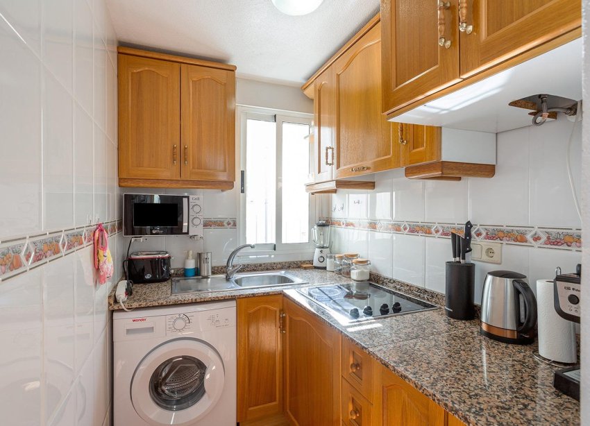 Resale - Apartment - Torrevieja - Centro