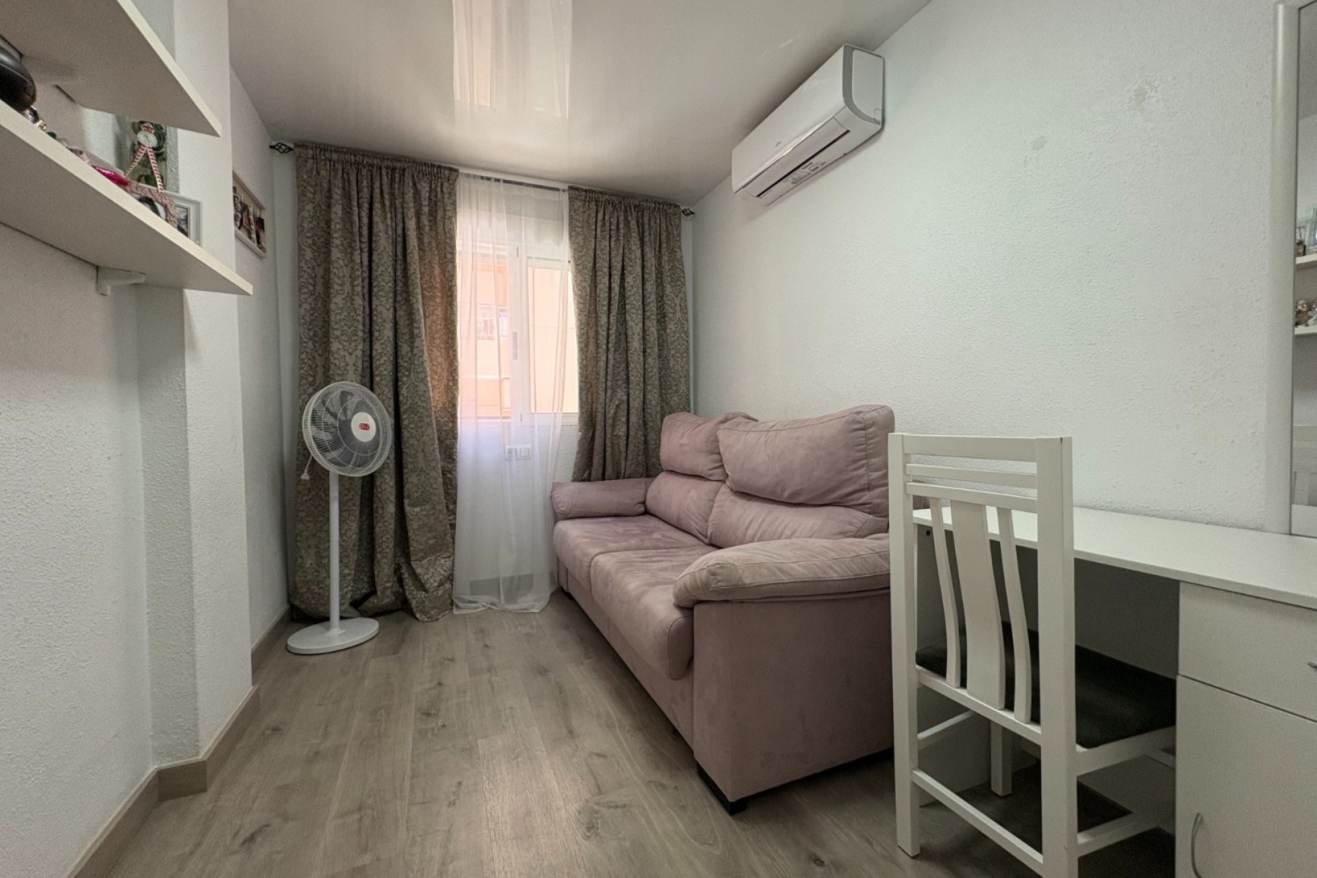 Resale - Apartment - Torrevieja - Centro
