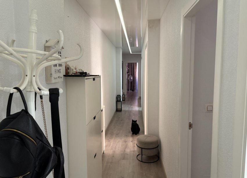 Resale - Apartment - Torrevieja - Centro