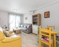 Resale - Apartment - Torrevieja - Centro