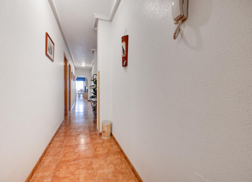 Resale - Apartment - Torrevieja - Centro