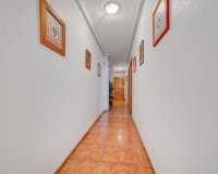 Resale - Apartment - Torrevieja - Centro