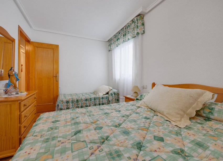 Resale - Apartment - Torrevieja - Centro