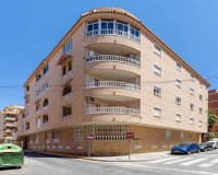 Resale - Apartment - Torrevieja - Centro