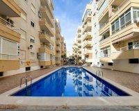 Resale - Apartment - Torrevieja - Centro