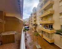 Resale - Apartment - Torrevieja - Centro